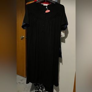 NWT black nightgown